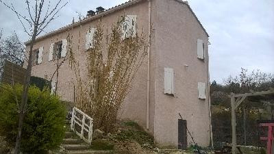 maison comprenant 2 appart de 70m²